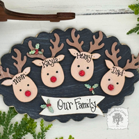 4 Reindeer Scallop with Banner and easel