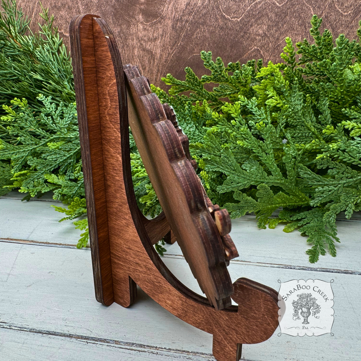 4 Reindeer Scallop with Banner and easel