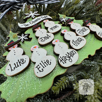 Traditional Snowman Family Tree Ornament (8-14 snowmen) - Personalized Grandparent or Large Family Gift