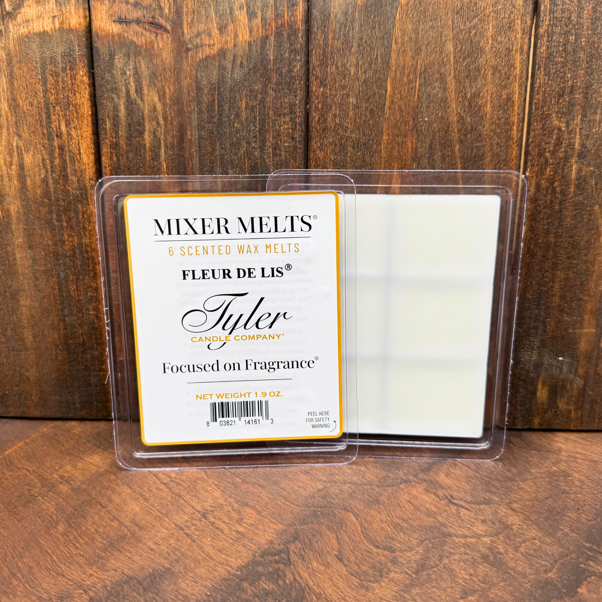 Tyler Candle- Fleur de Lis