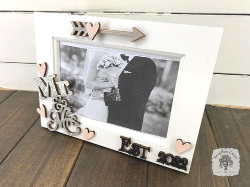Mr. & Mrs. Wedding Picture Frame w/ Year for 4" x 6" Photo