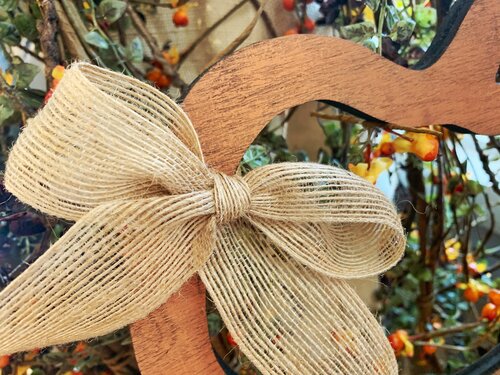 Rustic Pumpkin Outline Decoration - Cute Wreath Tie-In Pumpkin Cut Out