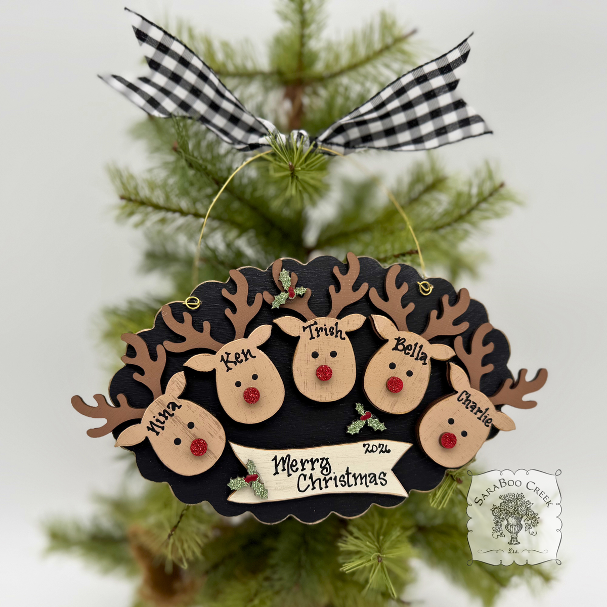5 Reindeer Scallop Ornament with Banner